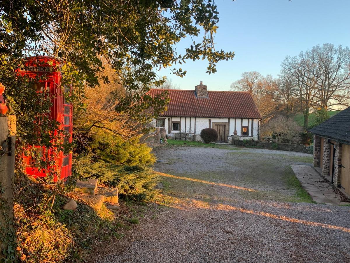 Medieval Cottage In Rural Monmouthshire. Raglan Extérieur photo